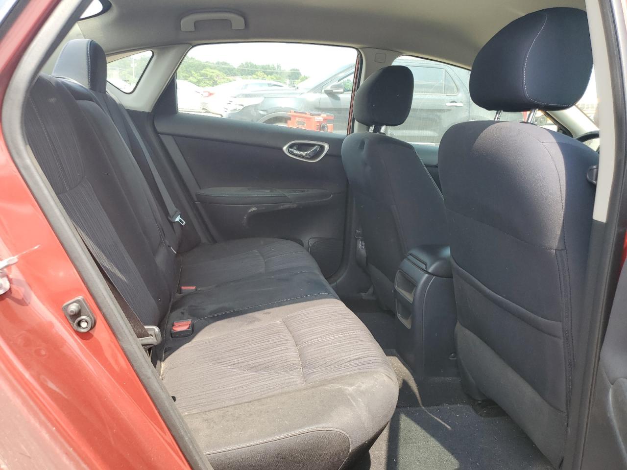 Nissan Sentra S Image 7