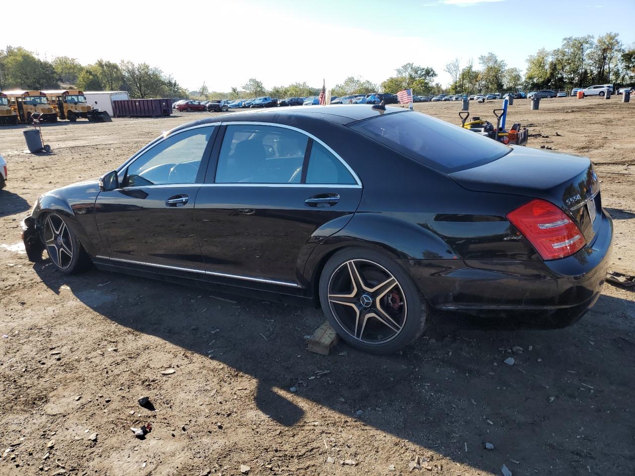 Mercedes-Benz S-Class 550 4matic Image 3