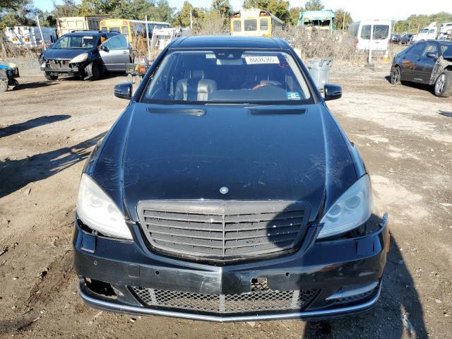 Mercedes-Benz S-Class 550 4matic Image 4