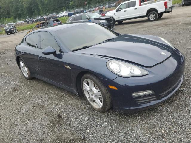 Porsche Panamera 2 Image 2