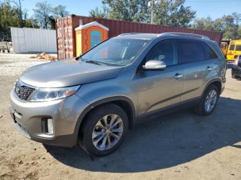  Salvage Kia Sorento