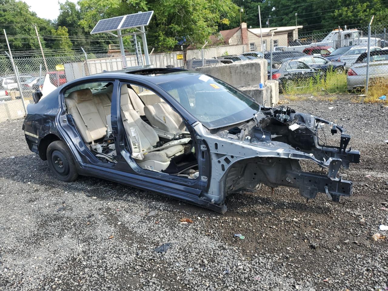 INFINITI G37 Image 8