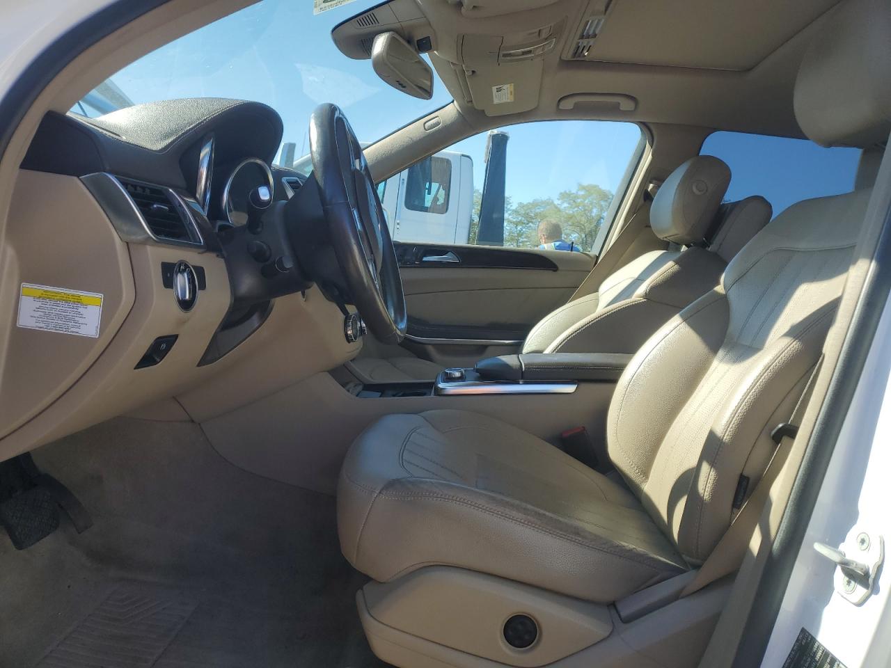 Mercedes-Benz G-Class 450 4matic Image 10