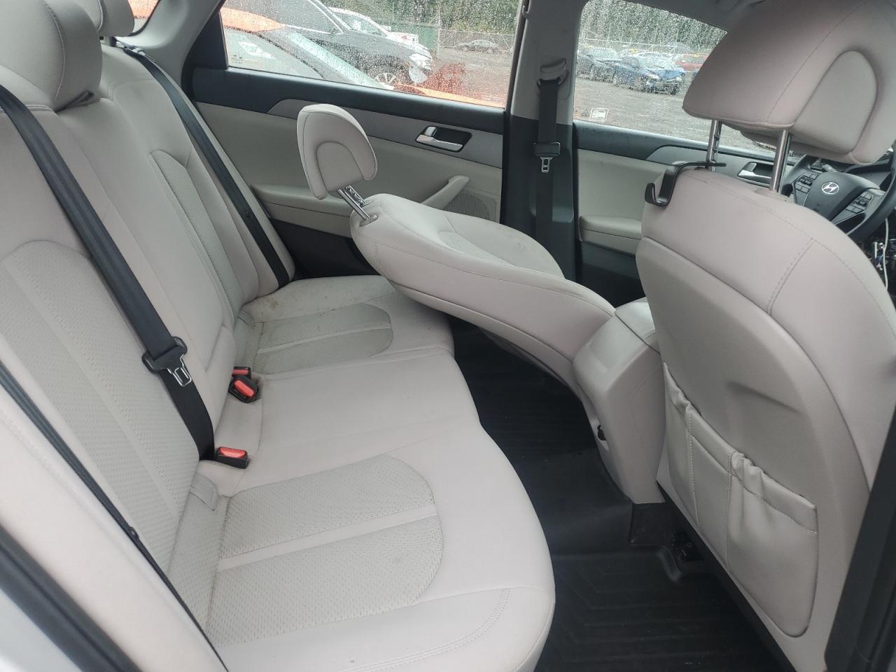 Hyundai SONATA Se Image 9