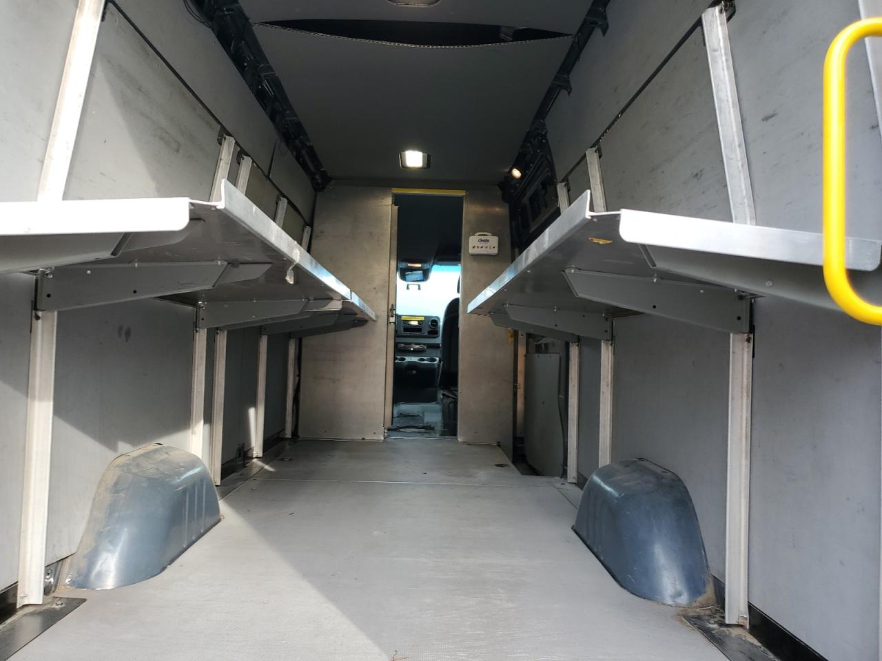 Mercedes-Benz Sprinter 2500 Image 5