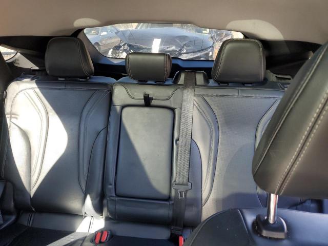 Ford Mustang Premium Image 13