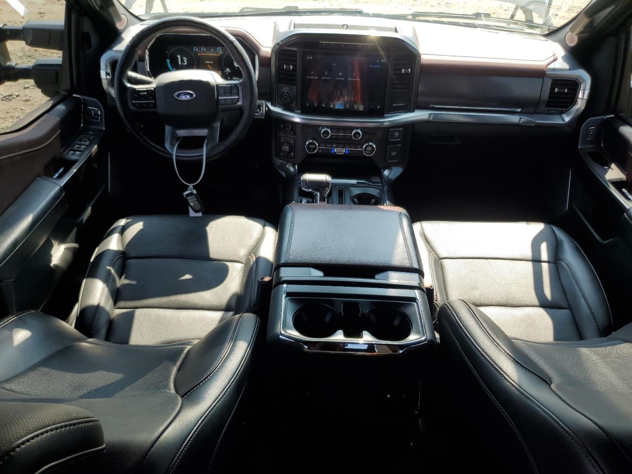 Ford F-150 Supercrew Image 8