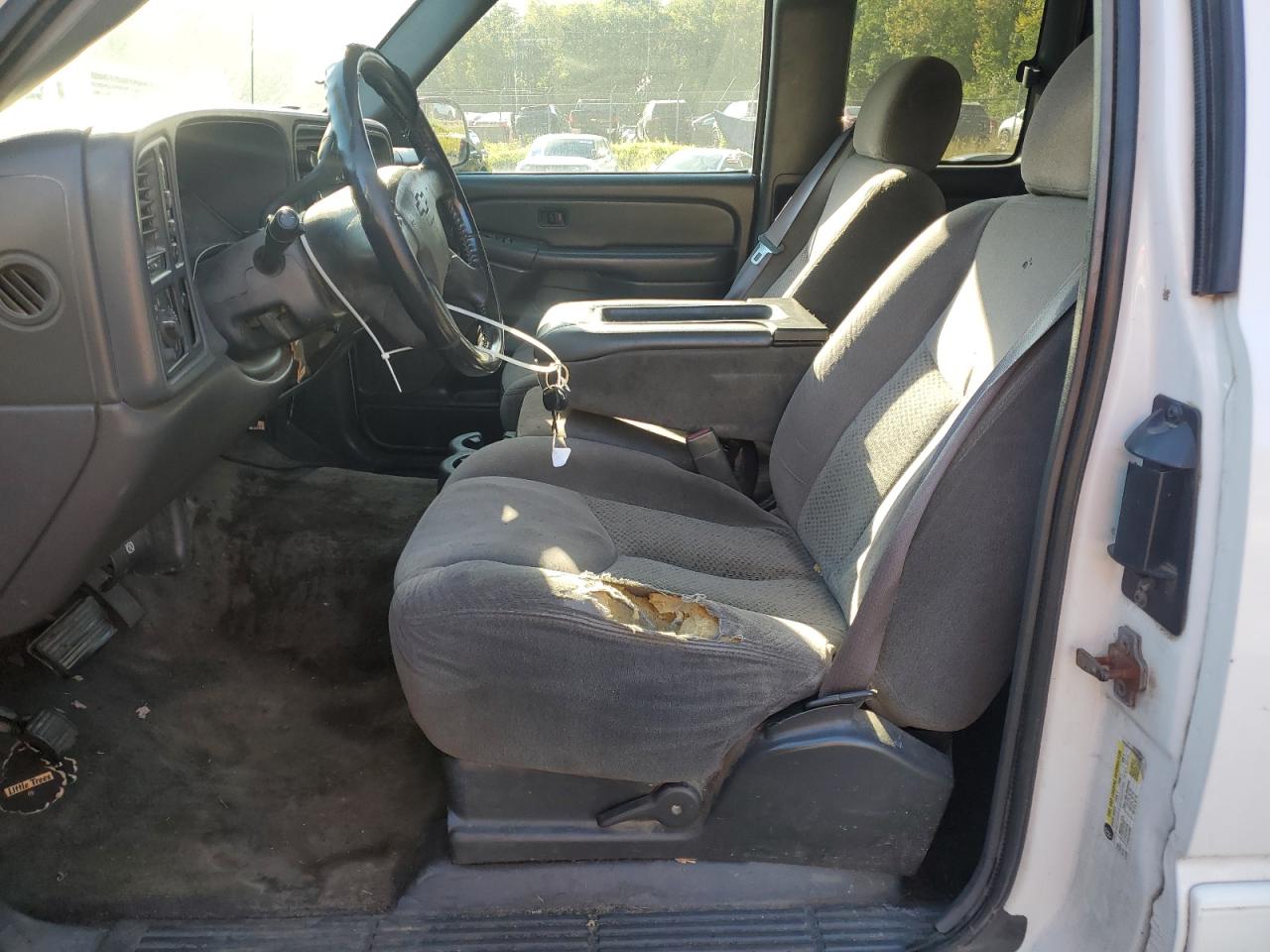 Chevrolet Silverado K2500 Heavy Duty Image 10