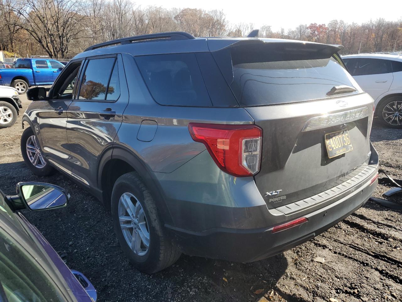 Ford Explorer Xlt Image 4