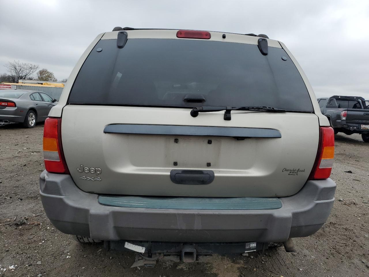 Jeep Grand Cherokee Laredo Image 2