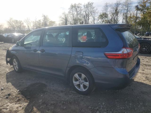 Toyota Sienna Image 9