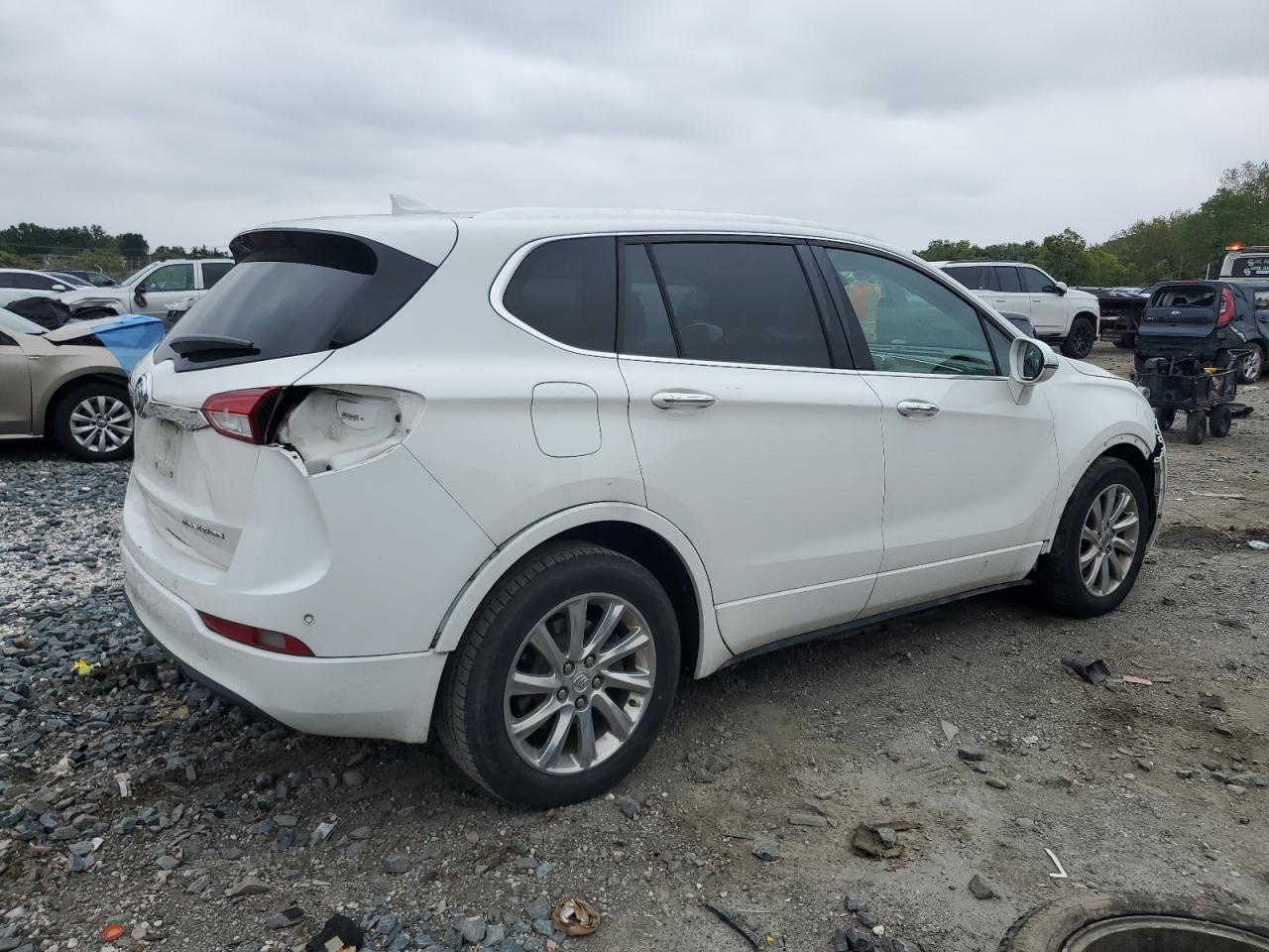 Buick Envision Essence Image 2