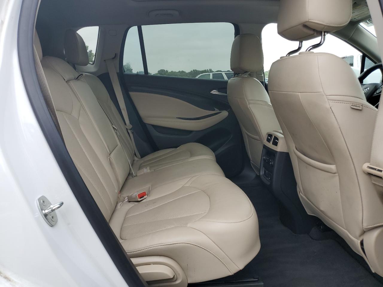 Buick Envision Essence Image 7