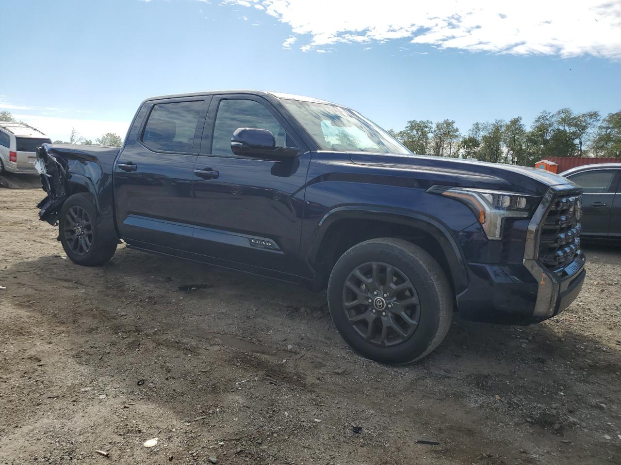 Toyota Tundra Crewmax Platinum Image 3