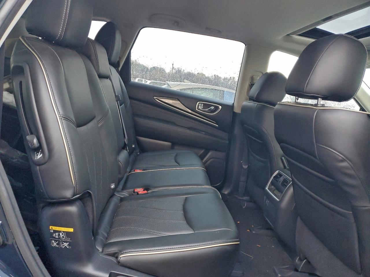 INFINITI Qx Image 12