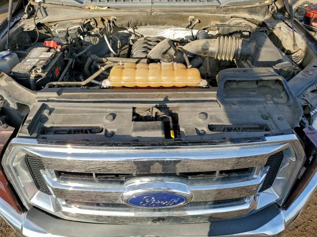 Ford F-150 Super Cab Image 11