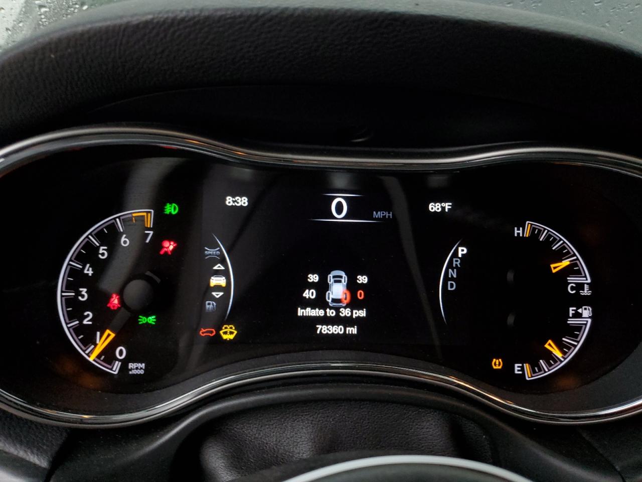 Jeep Grand Cherokee Laredo Image 2