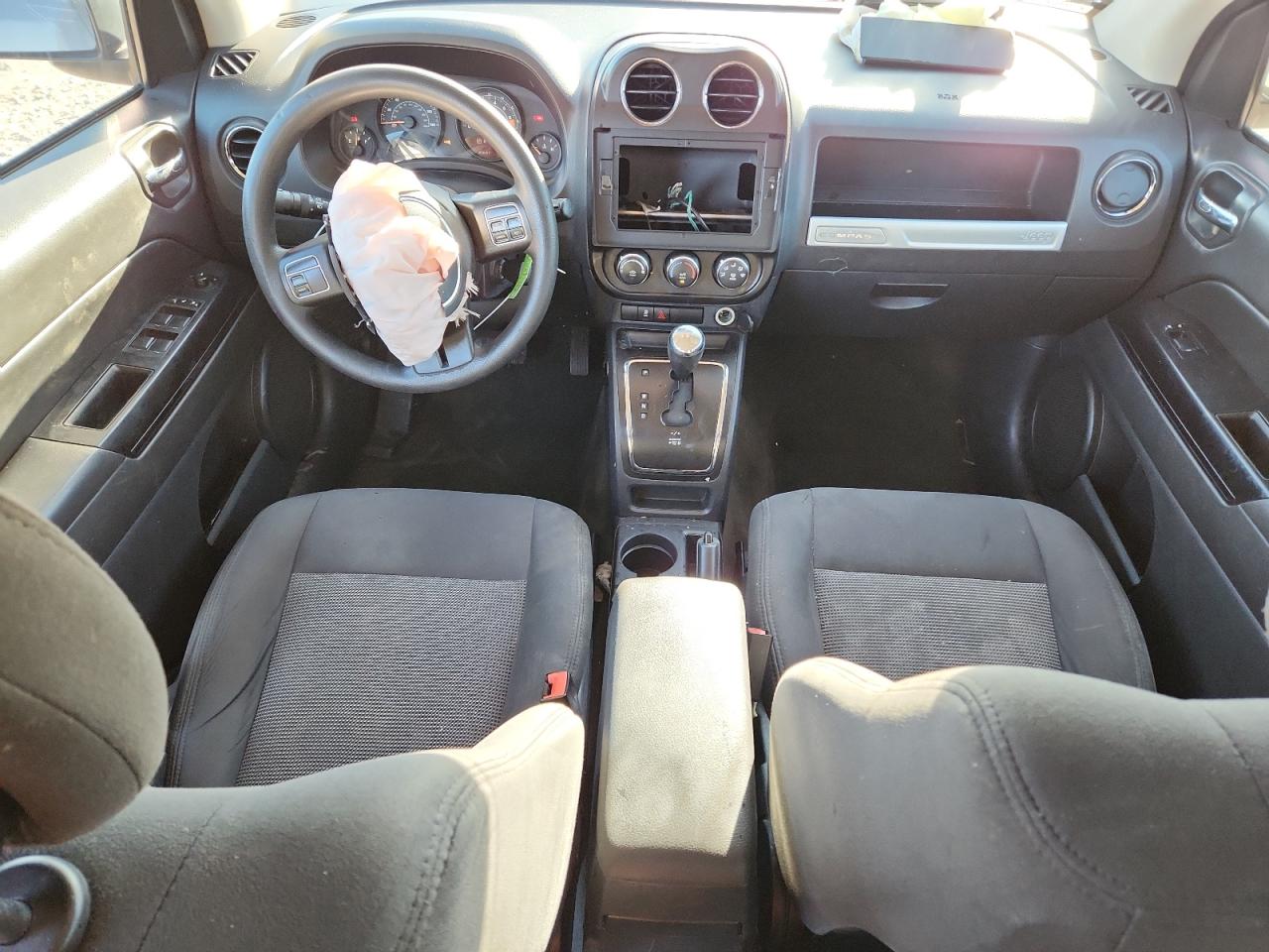 Jeep Compass Sport Image 7