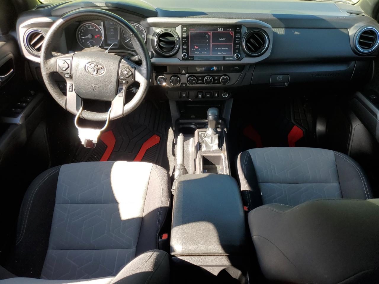 Toyota Tacoma Double Cab Image 5