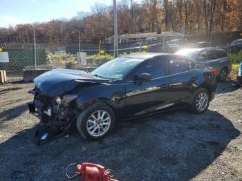  Salvage Mazda 3