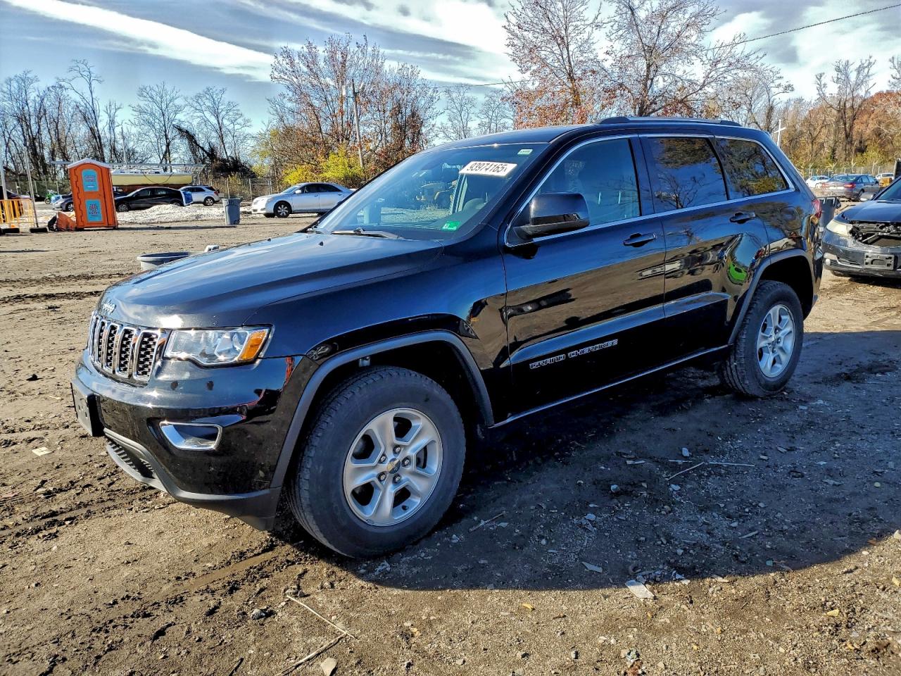 Jeep Grand Cherokee Laredo Image 1