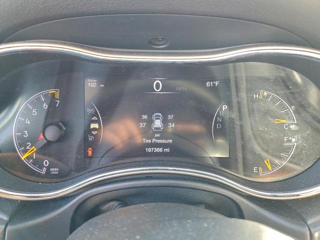 Jeep Grand Cherokee Laredo Image 11