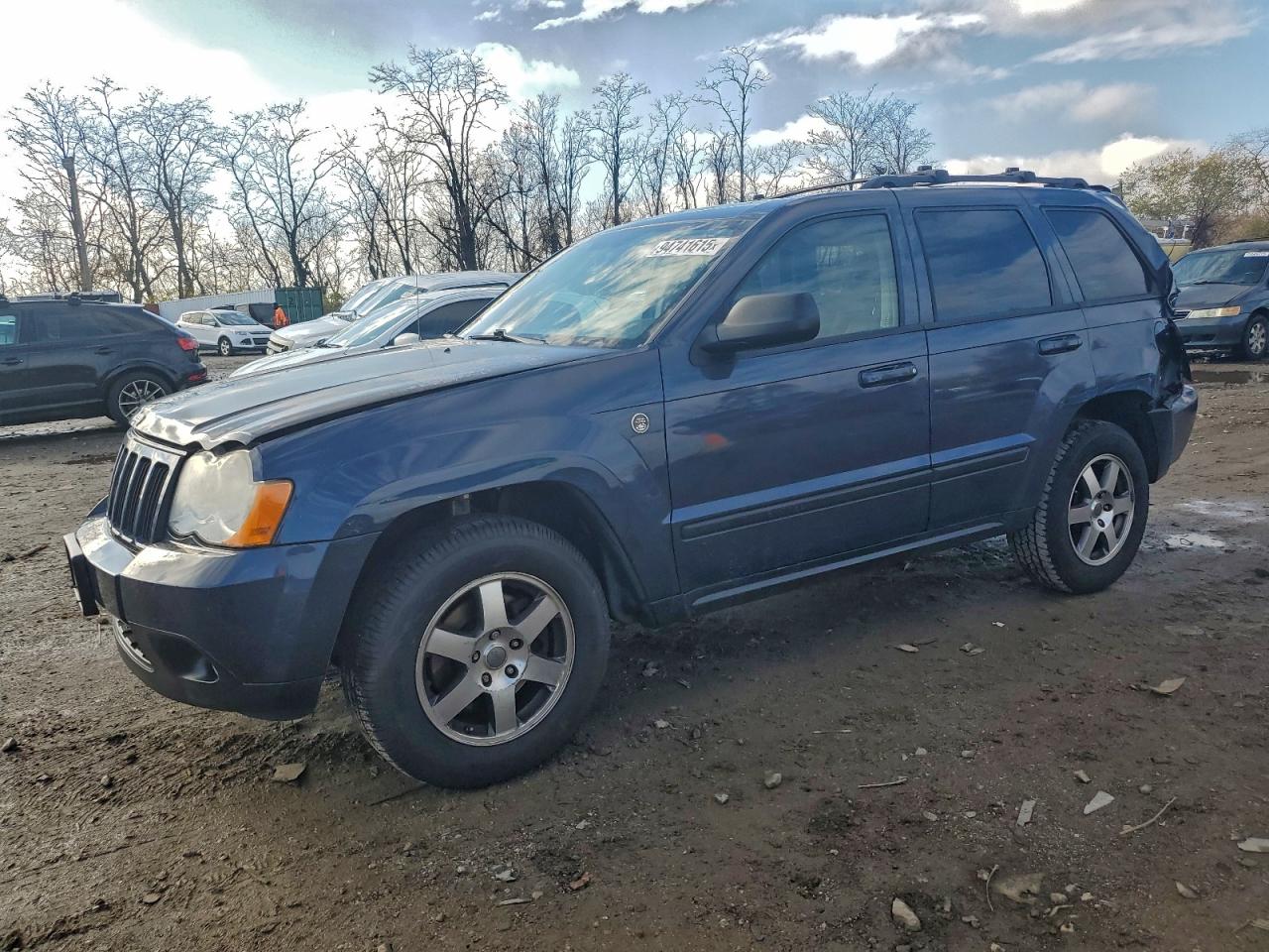 Jeep Grand Cherokee Laredo Image 1