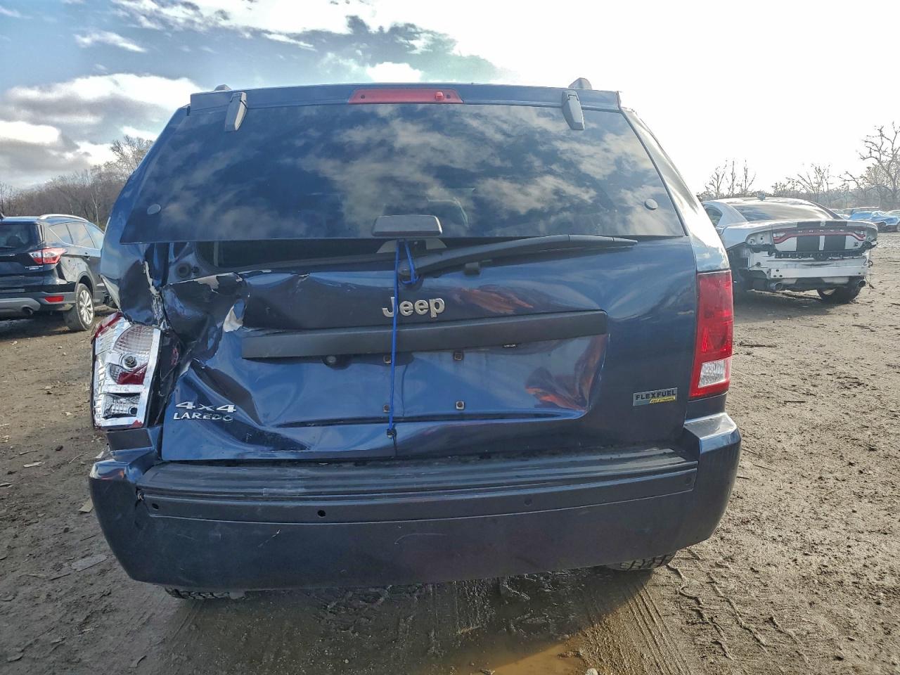 Jeep Grand Cherokee Laredo Image 5