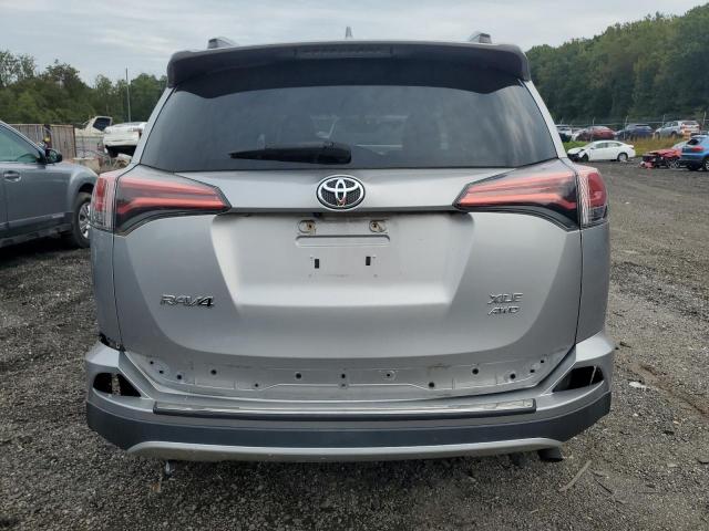 Toyota RAV4 Xle Image 10