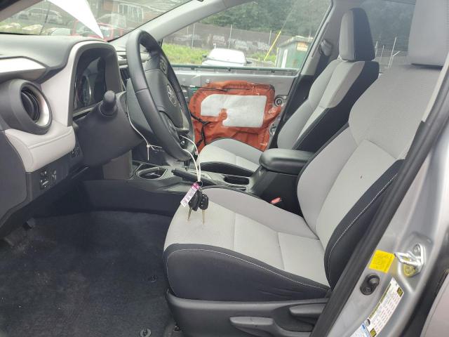 Toyota RAV4 Xle Image 11