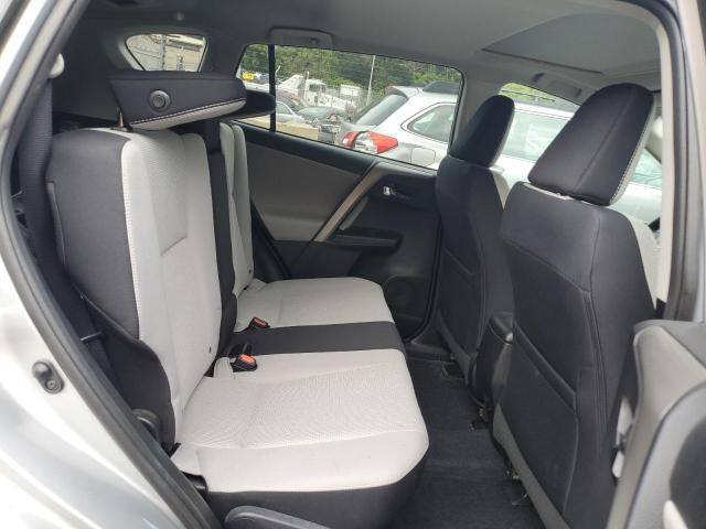 Toyota RAV4 Xle Image 4