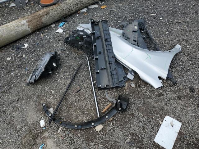 Toyota RAV4 Xle Image 8