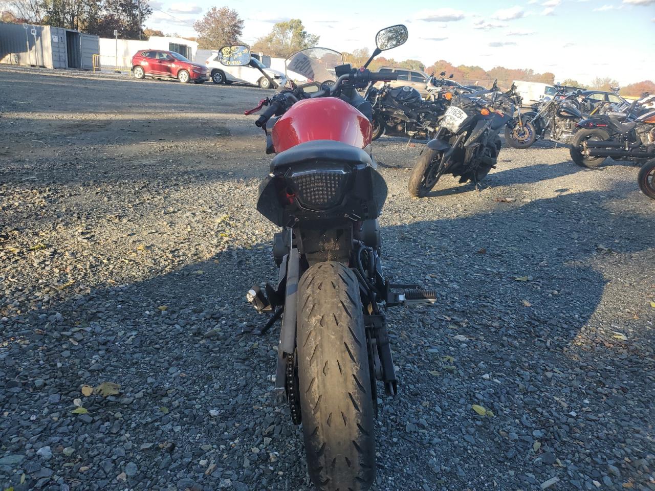 Yamaha Fz600-800 R Image 7