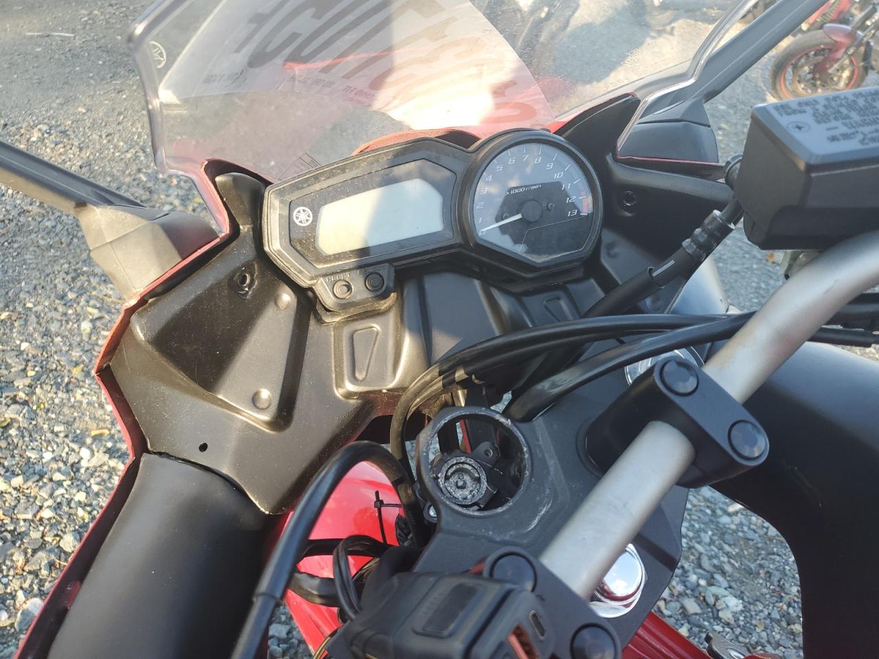 Yamaha Fz600-800 R Image 8