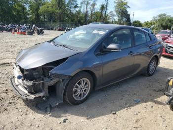  Salvage Toyota Prius
