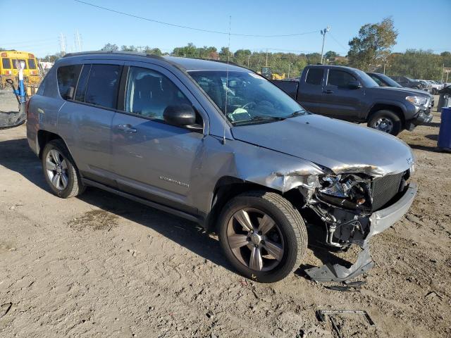 Jeep Compass Sport Image 4
