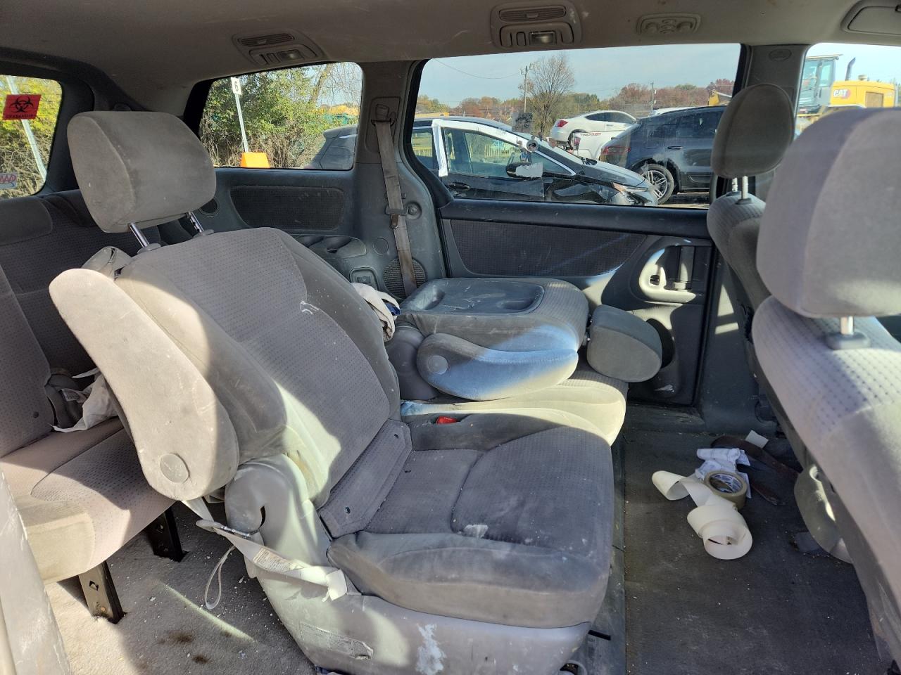 Toyota Sienna Le Image 6