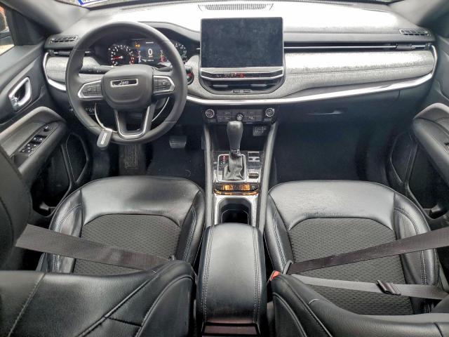 Jeep Compass Latitude Image 11