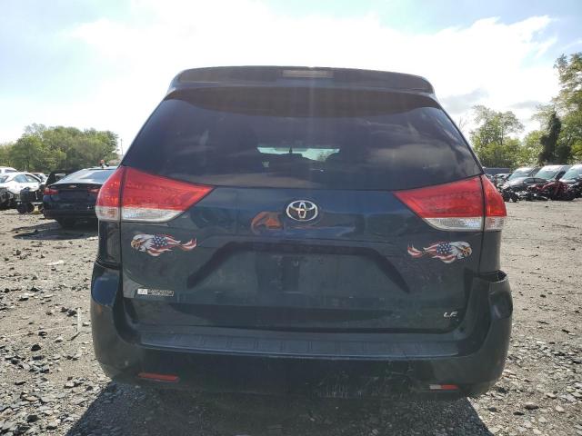 Toyota Sienna Le Image 2