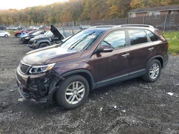  Salvage Kia Sorento