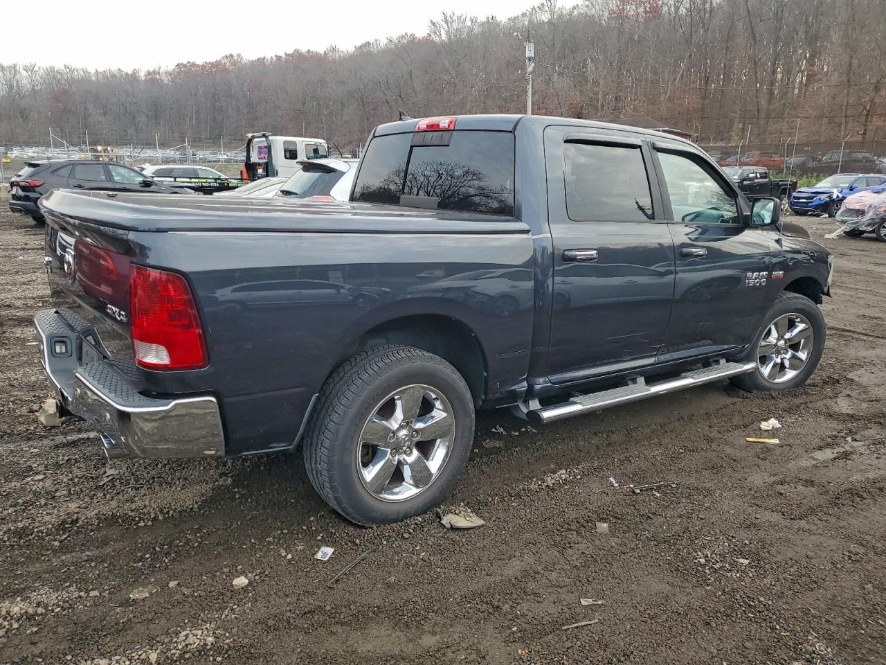 Ram 1500 Slt Image 3