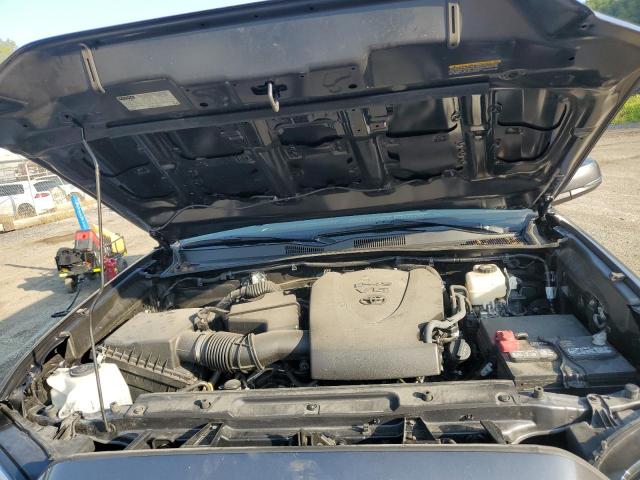 Toyota Tacoma Double Cab Image 2