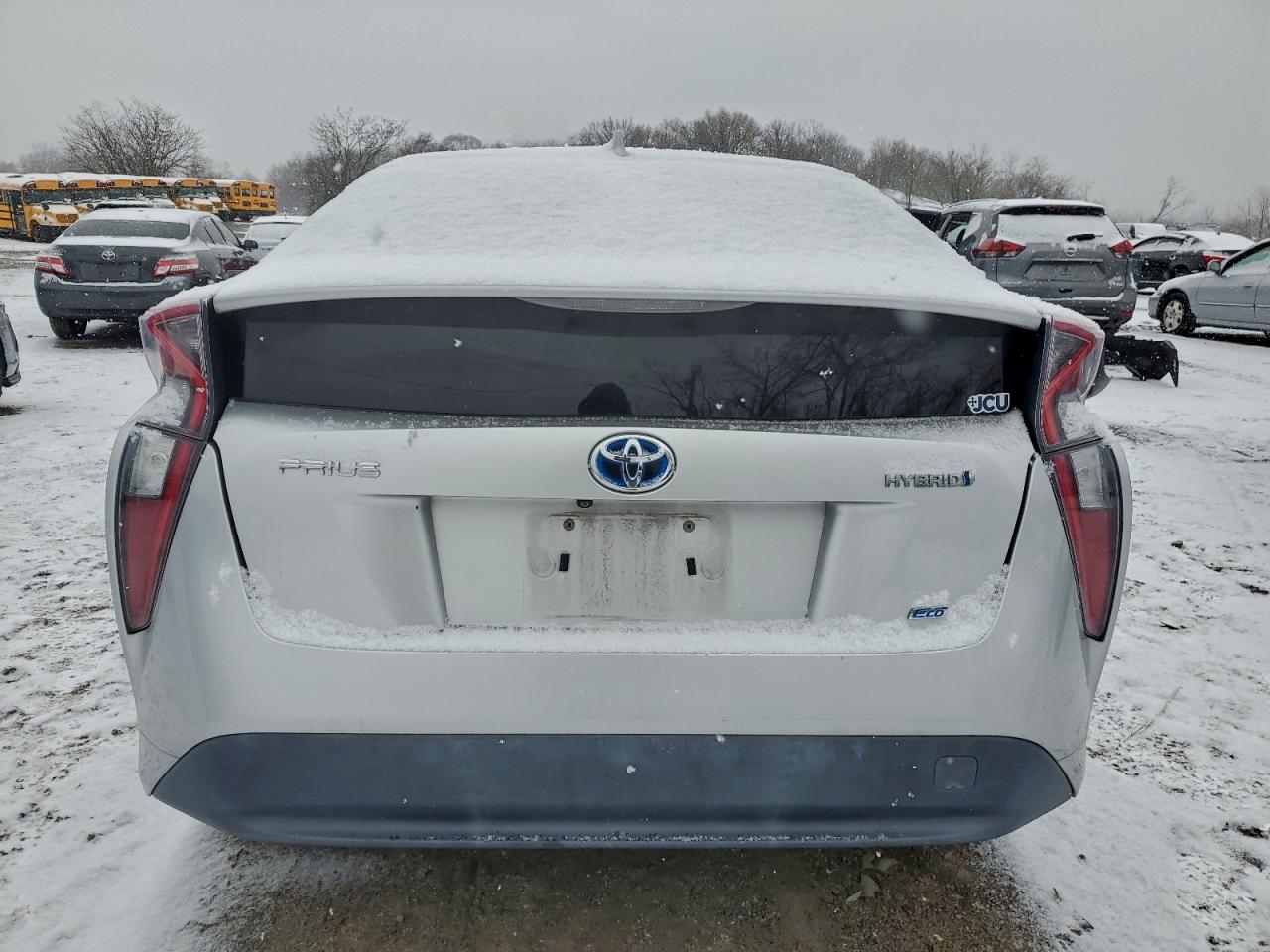Toyota Prius Image 11