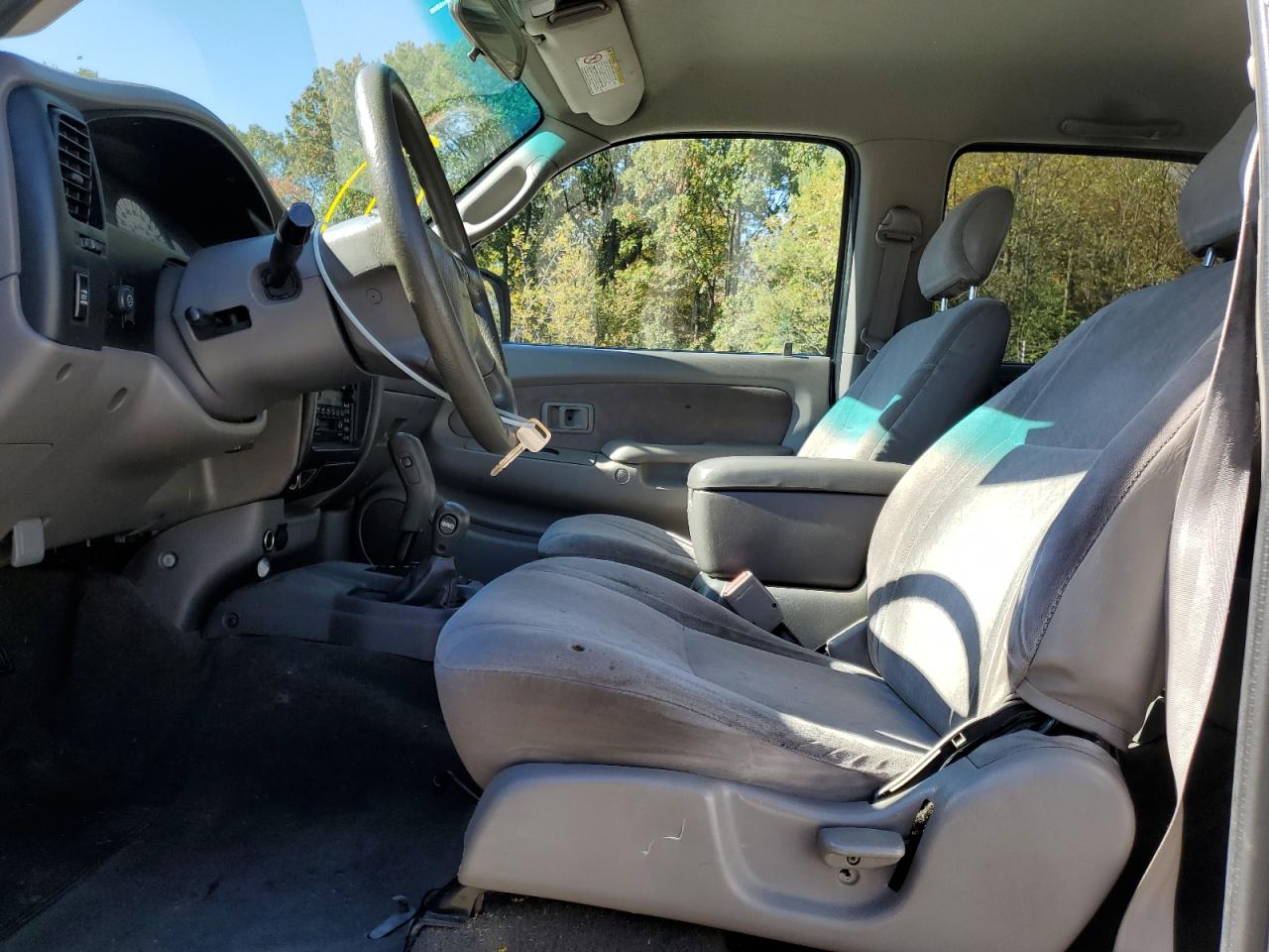 Toyota Tacoma Double Cab Image 11