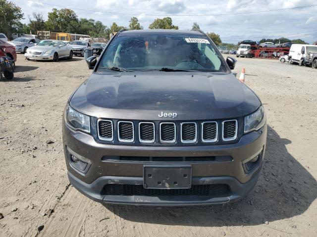 Jeep Compass Latitude Image 6