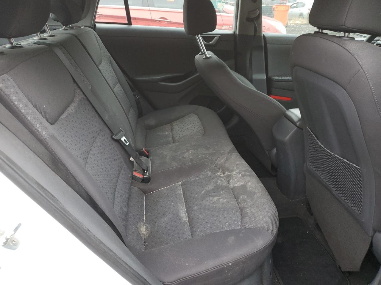 Hyundai Ioniq Blue Image 12