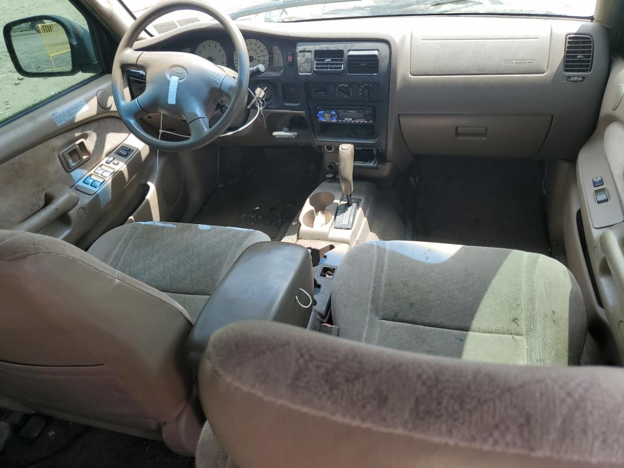 Toyota Tacoma Double Cab Prerunner Image 9