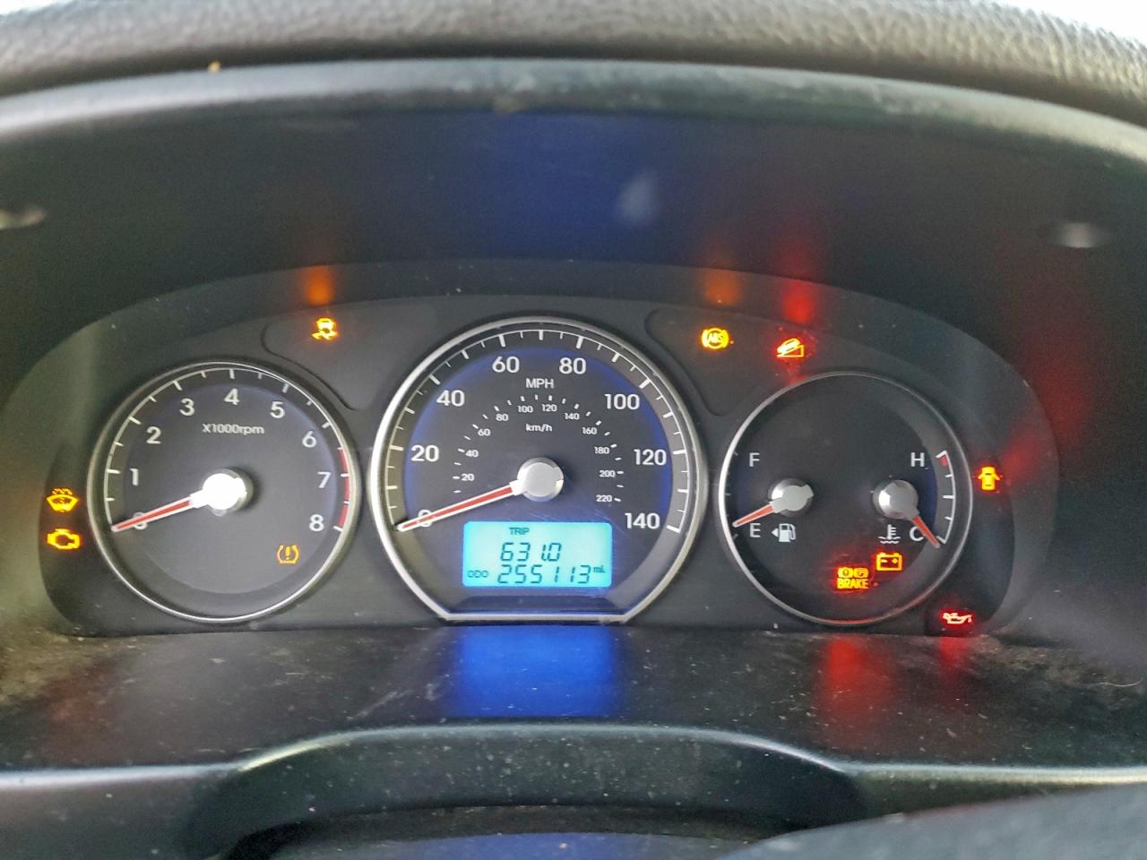 Hyundai SANTA FE Limited Image 8