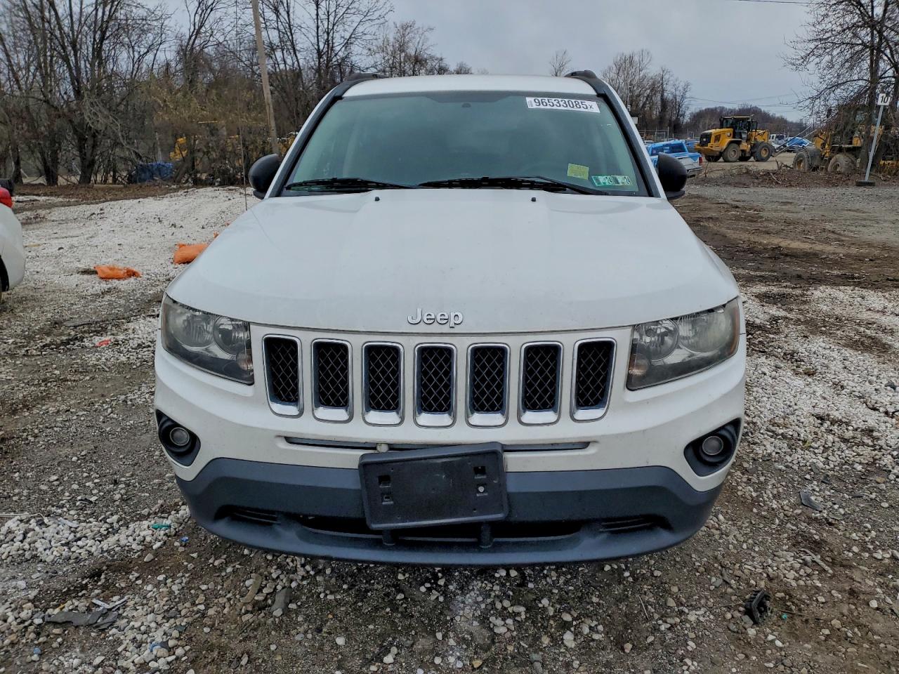 Jeep Compass Sport Image 2