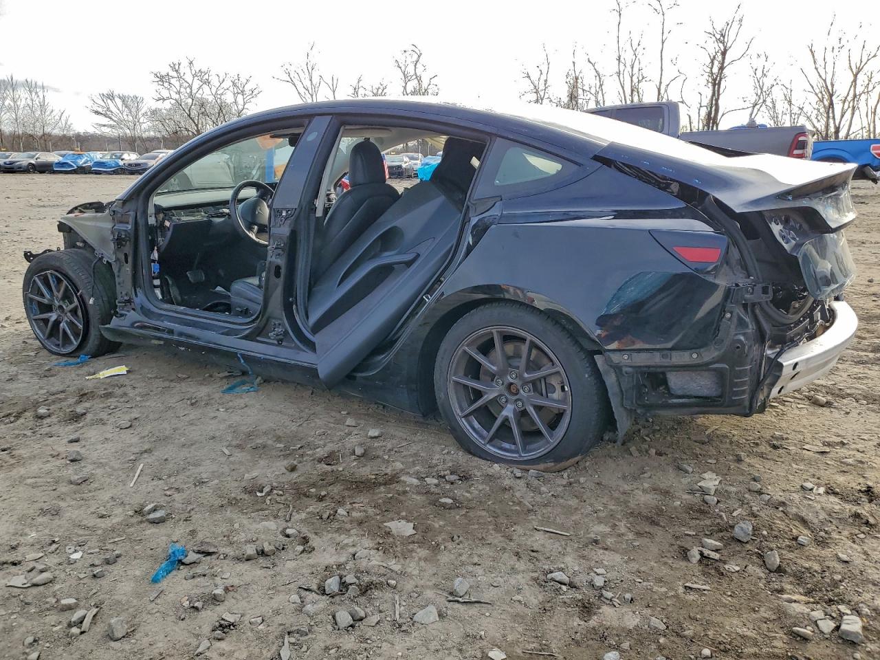 Tesla Model 3 Image 3